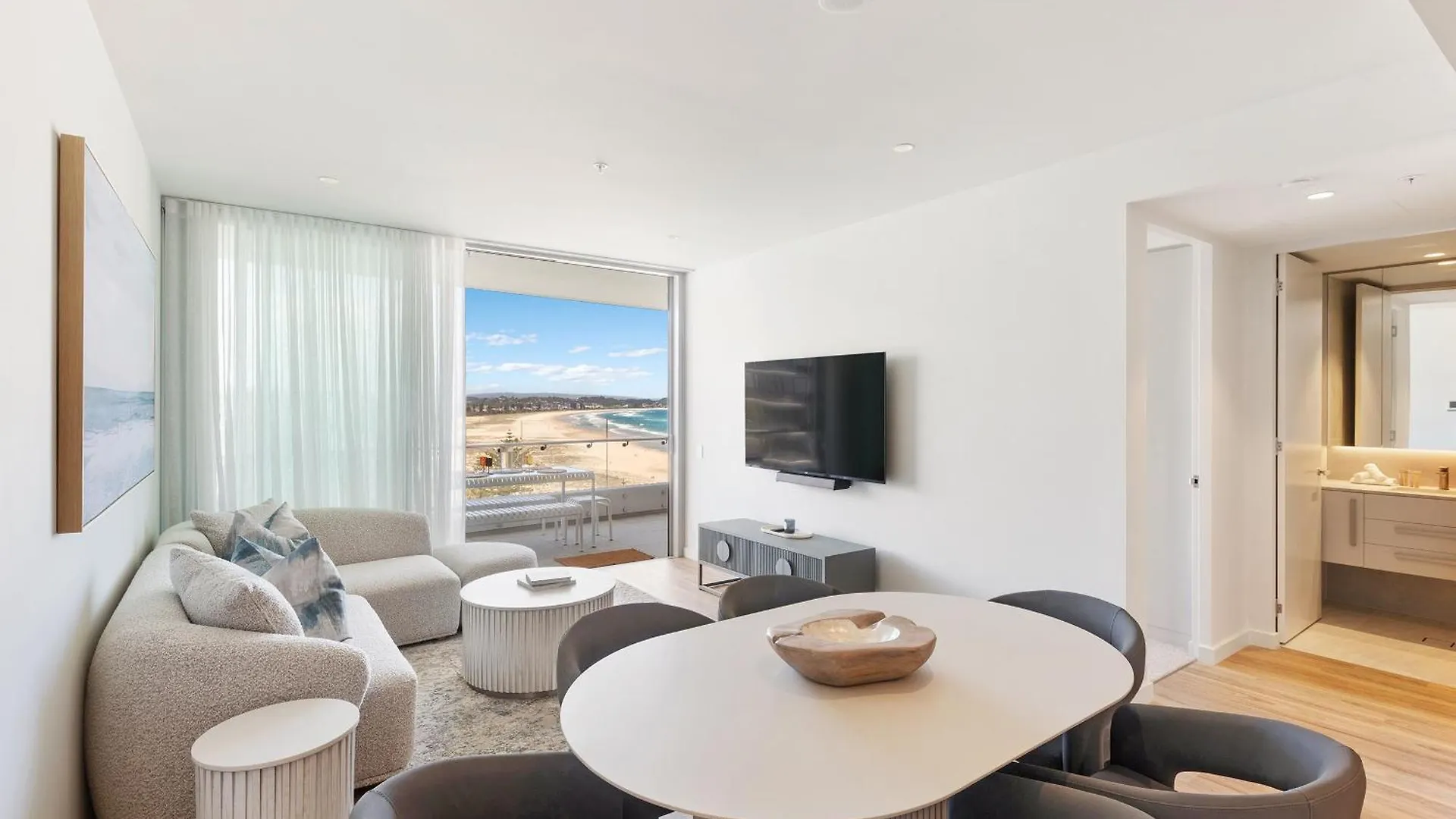 Oceanview 2Br 2Ba In The Miles Residences Kirra Gold Coast 0*,