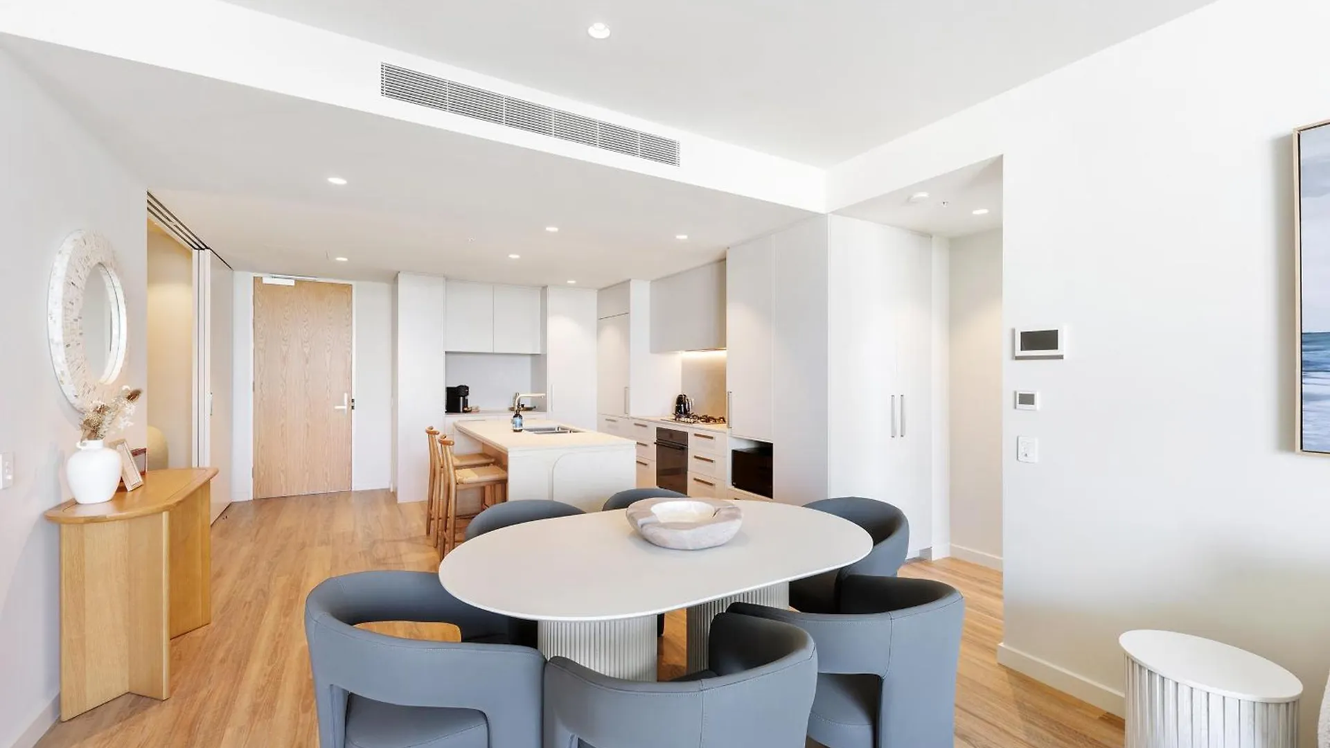 Oceanview 2Br 2Ba In The Miles Residences Kirra Gold Coast Apartment