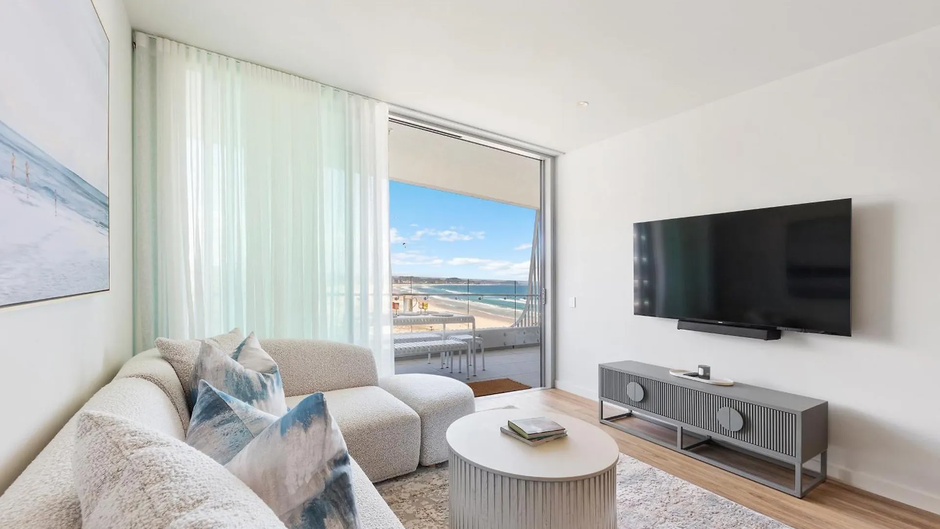Apartment Oceanview 2Br 2Ba In The Miles Residences Kirra Gold Coast Australia