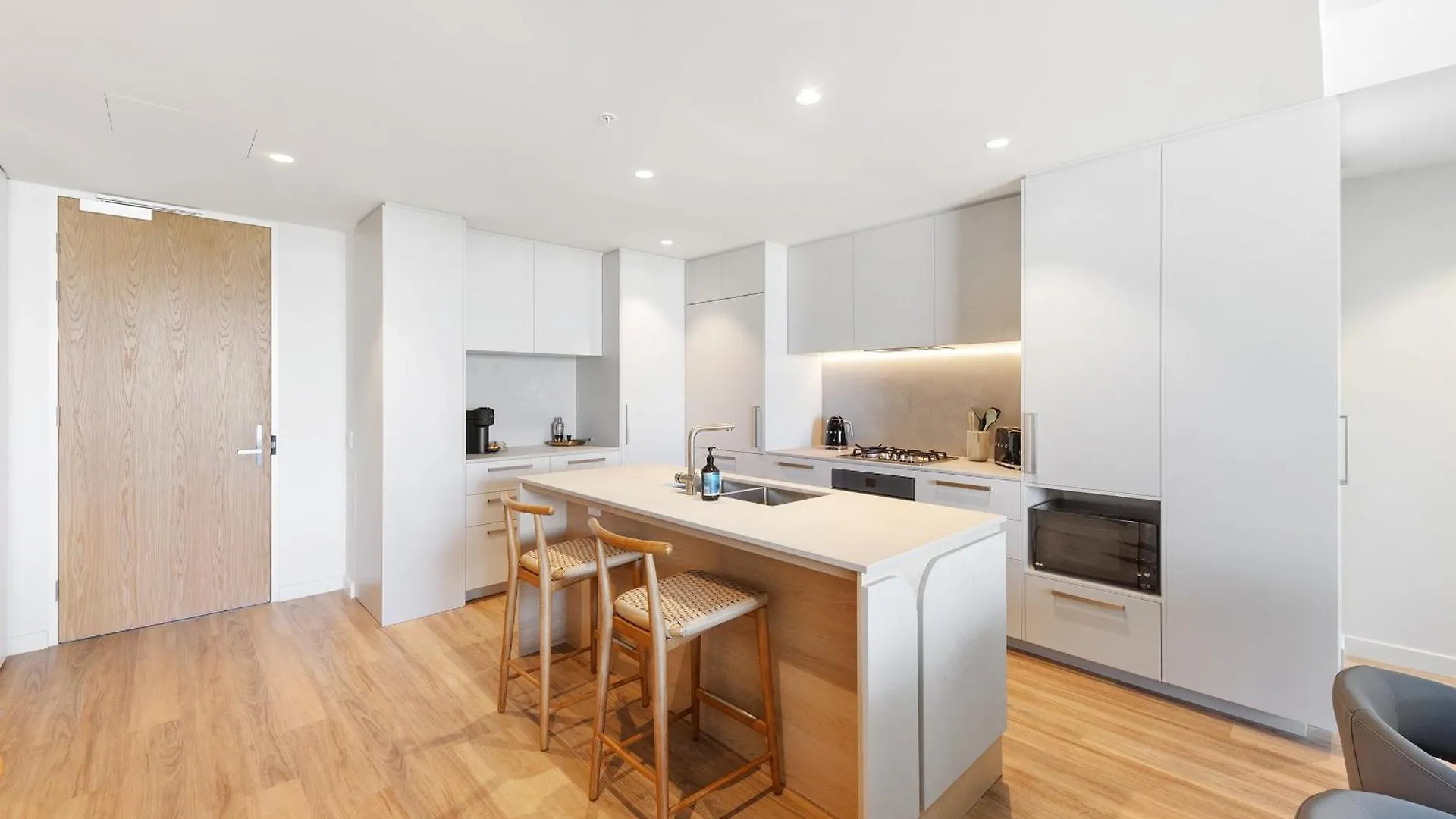 Oceanview 2Br 2Ba In The Miles Residences Kirra Gold Coast 0*,  Australia